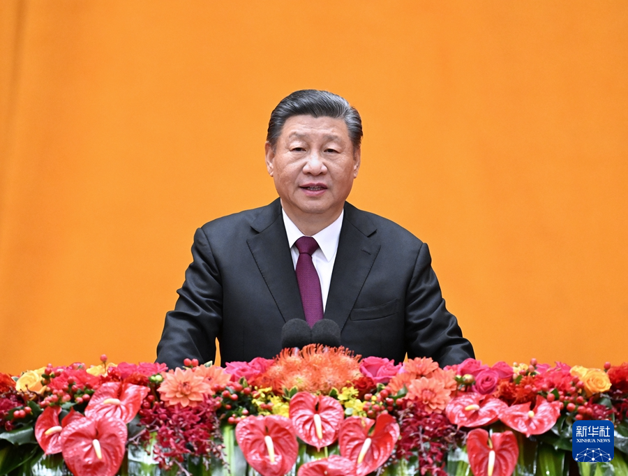 2月8日，中共中央、国务院在北京人民大会堂举行2024年春节团拜会。中共中央总书记、国家主席、中央军委主席习近平发表讲话。